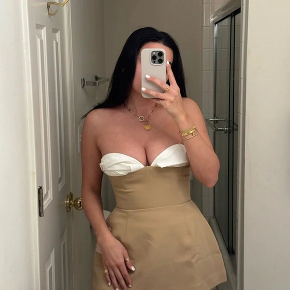 Odd Muse London Elegant Tan and White Strapless - Picture 8 of 11